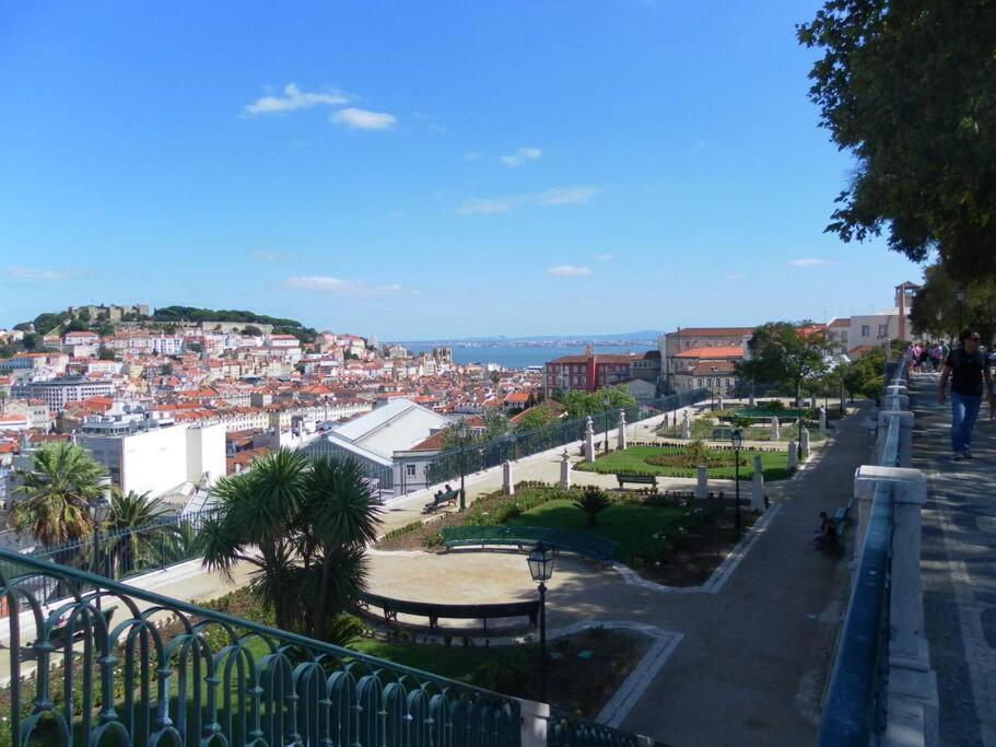 Dpj Romantic Jardim Apt - Lift! - Pr.Real/Bairro Alto! Διαμέρισμα Lisboa Εξωτερικό φωτογραφία